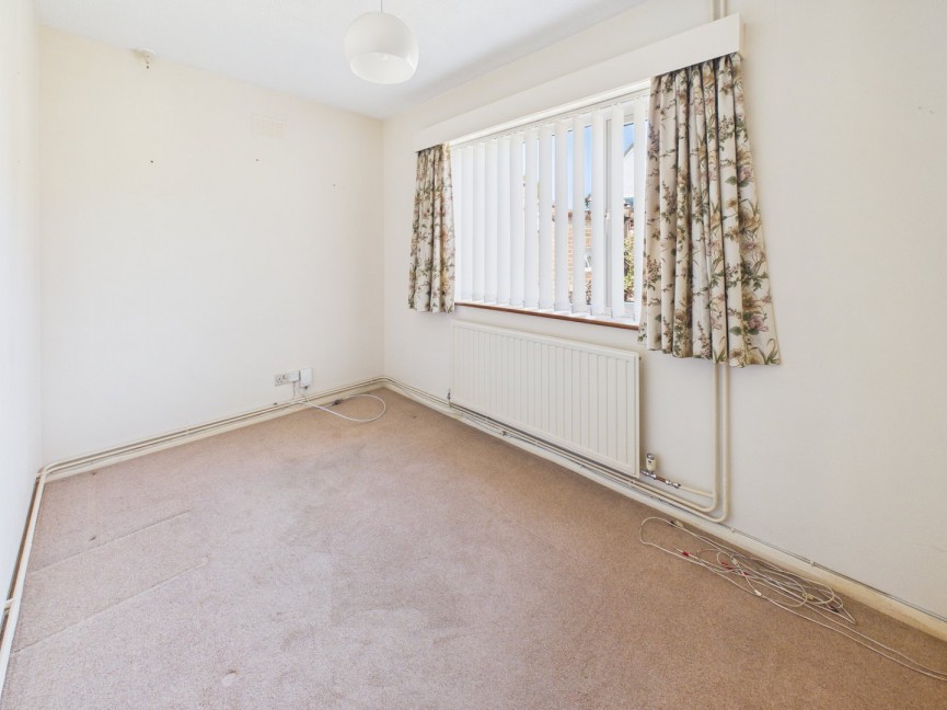 3 bedroom Bungalow for Sale Limekiln Lane, BALDOCK, Hertfordshire