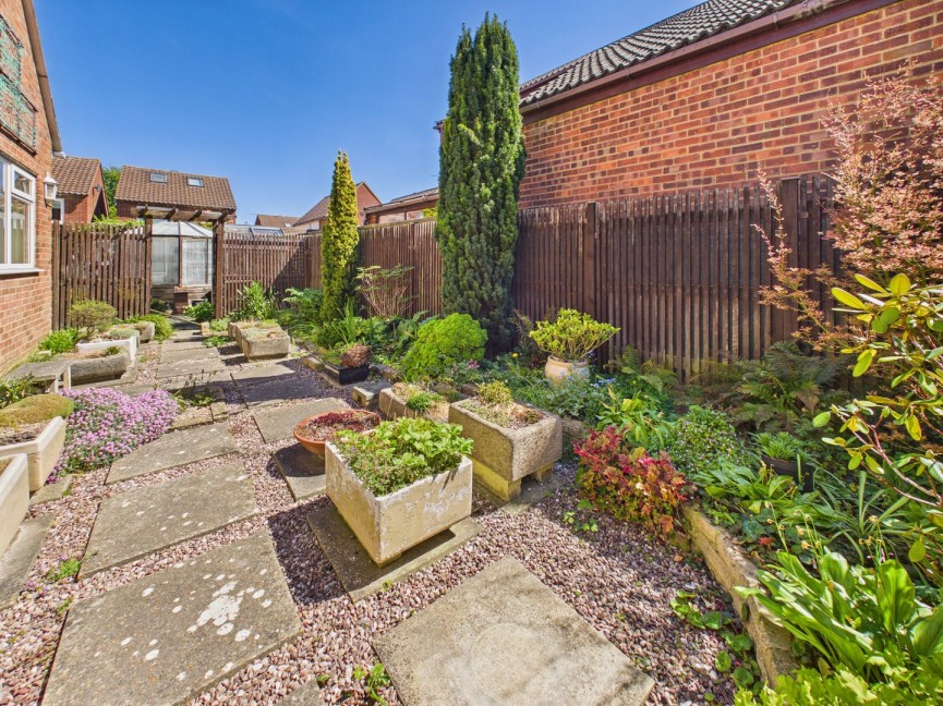 3 bedroom Bungalow for Sale Limekiln Lane, BALDOCK, Hertfordshire
