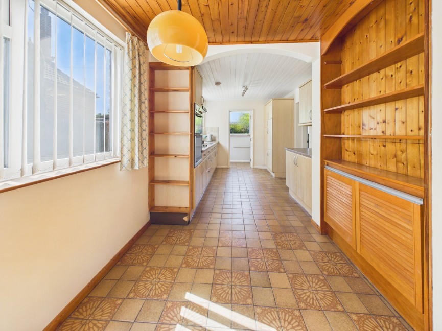 3 bedroom Bungalow for Sale Limekiln Lane, BALDOCK, Hertfordshire