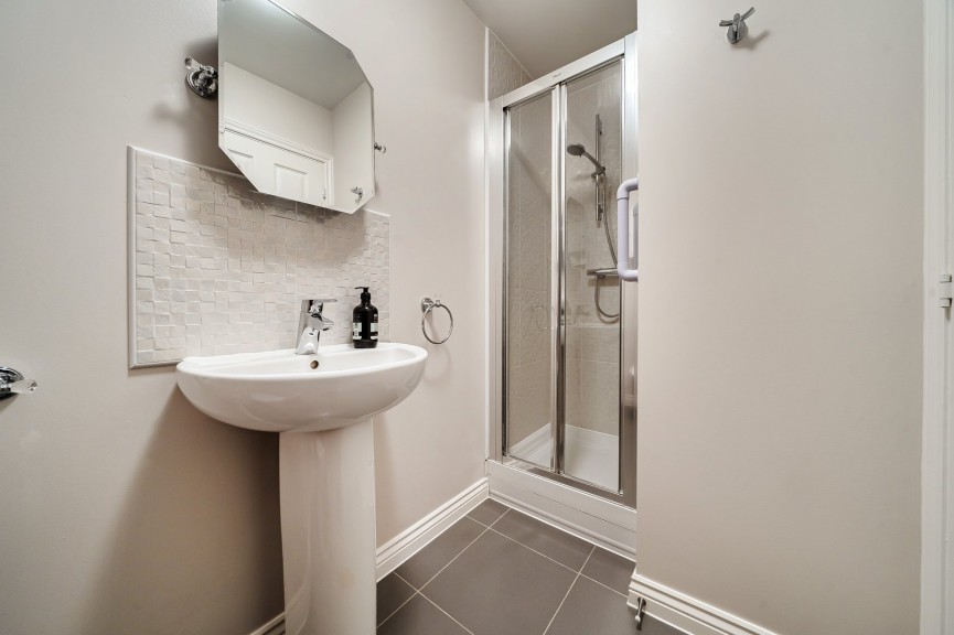 3 bedroom House for Sale Harebell Avenue, Stotfold, Bedfordshire