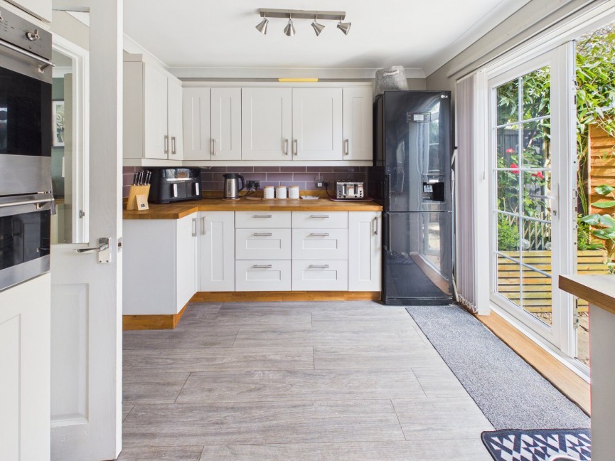 3 bedroom House for Sale Alder Close, Baldock, Hertfordshire