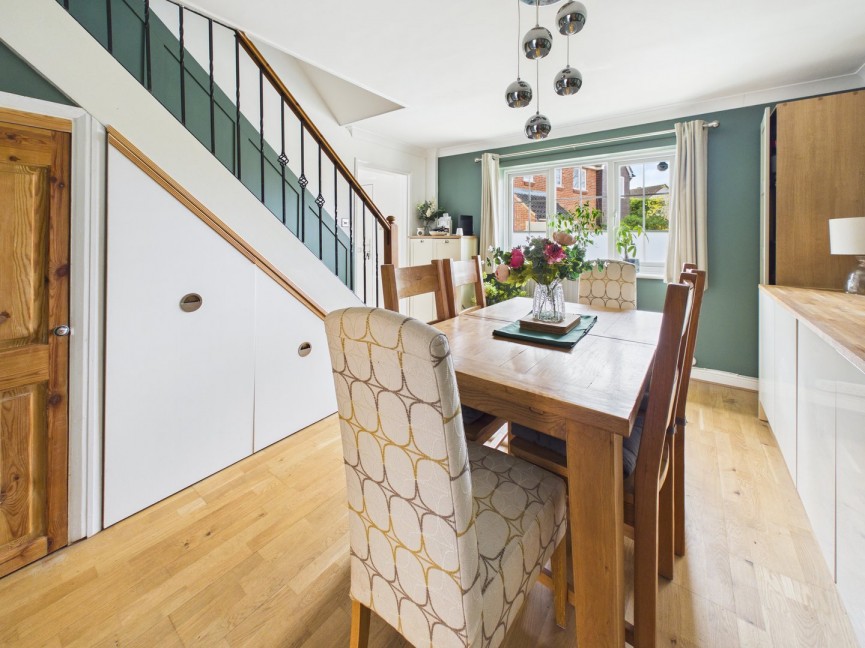 3 bedroom House for Sale Alder Close, Baldock, Hertfordshire