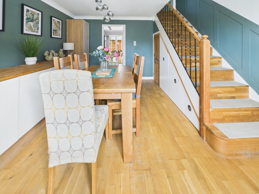 3 bedroom House for Sale Alder Close, Baldock, Hertfordshire