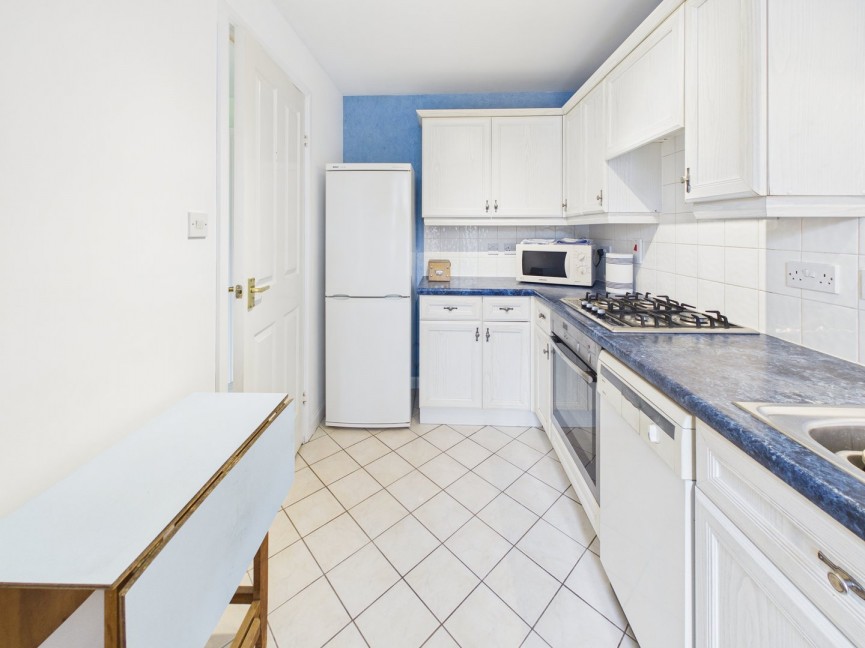 2 bedroom House for Sale Tulip Close, Biggleswade, Bedfordshire