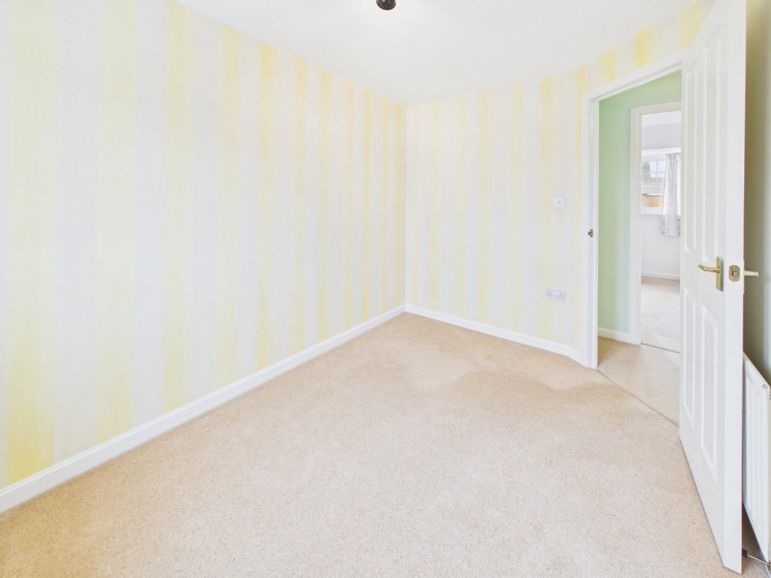 2 bedroom House for Sale Tulip Close, Biggleswade, Bedfordshire