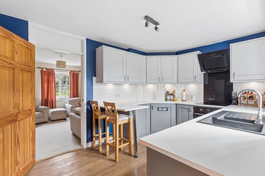 3 bedroom House for Sale Upper Stondon, Henlow, Bedfordshire