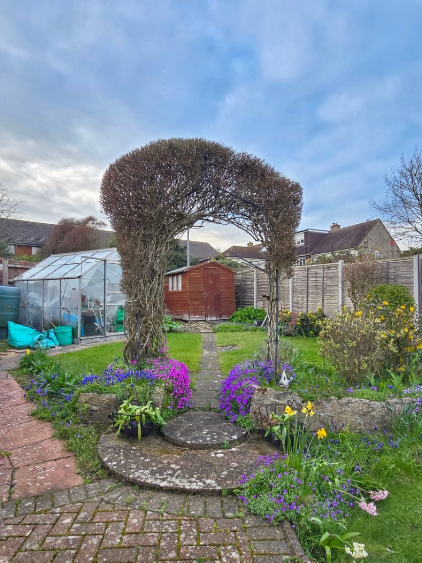 2 bedroom Bungalow for Sale Ampthill, Bedfordshire