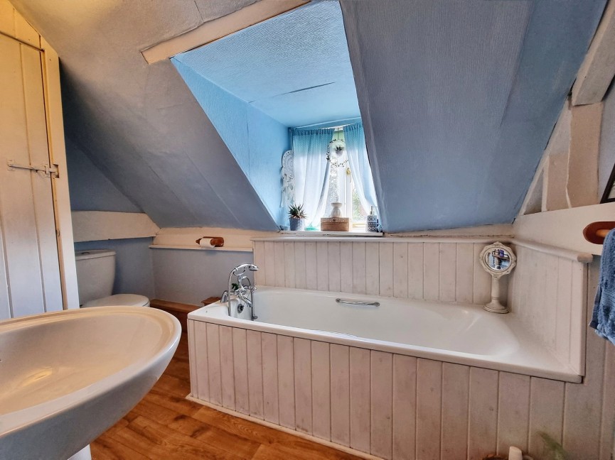 2 bedroom House for Sale Silsoe, Bedfordshire