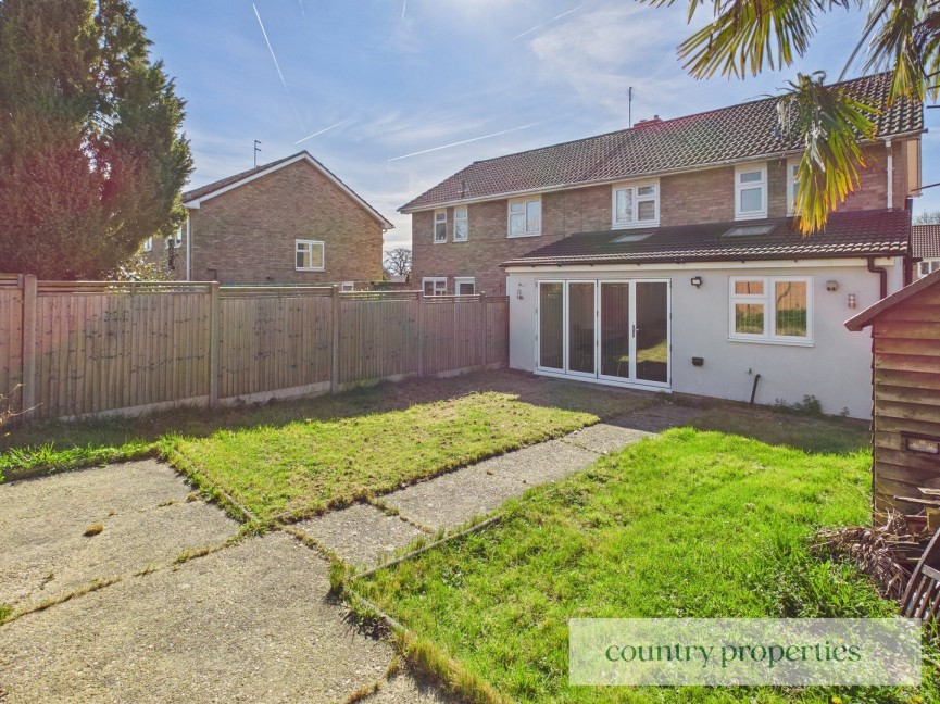 3 bedroom House for Sale Wheatley Close, Welwyn Garden City, Hertfordshire