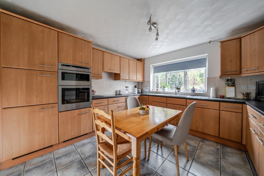 4 bedroom House for Sale Church Road, Flitwick, Bedfordshire