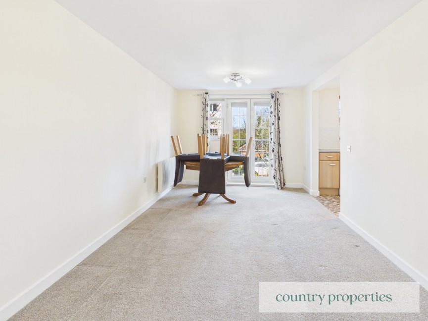 2 bedroom Flat for Sale Merrifield Court, Welwyn Garden City, Hertfordshire