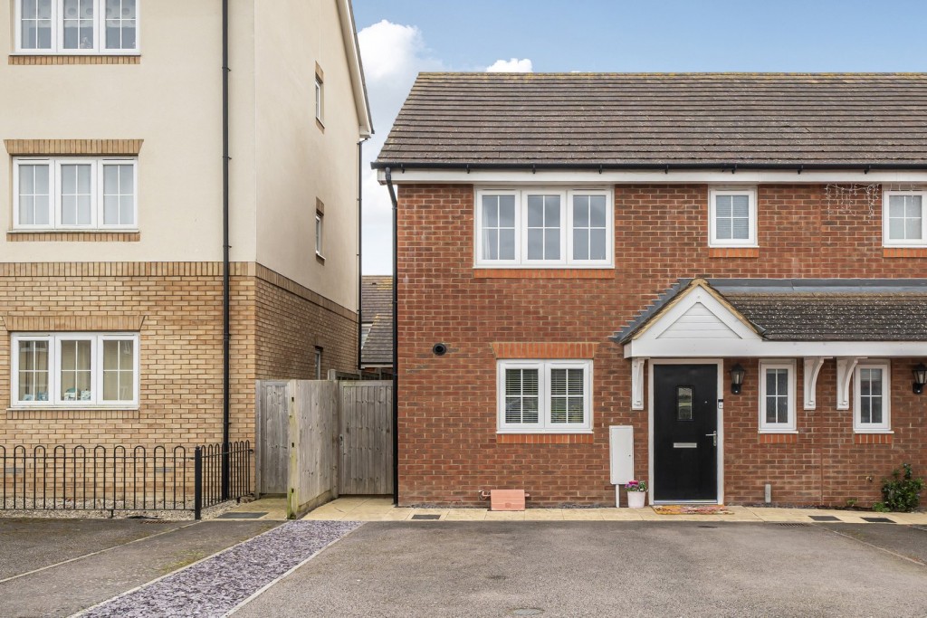 Davy Drive, Shefford, Bedfordshire