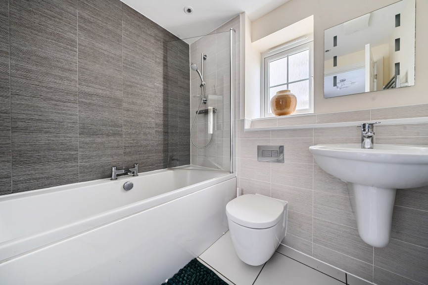 3 bedroom House for Sale Davy Drive, Shefford, Bedfordshire