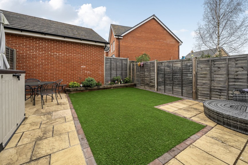 3 bedroom House for Sale Davy Drive, Shefford, Bedfordshire