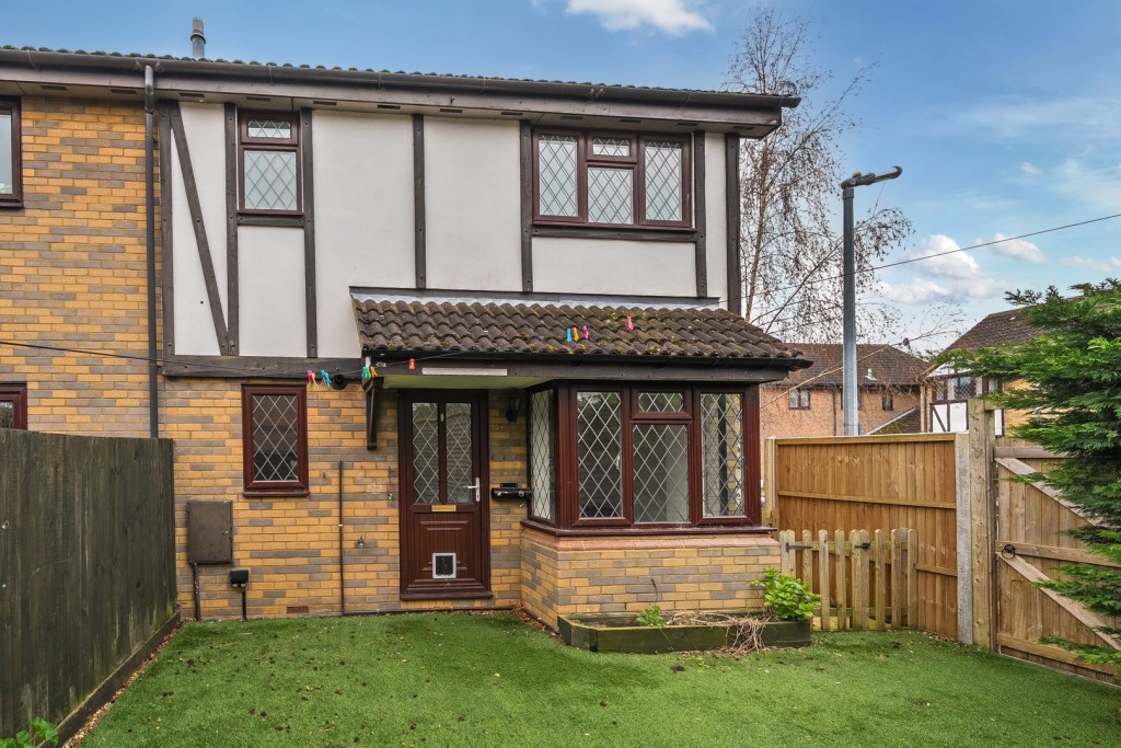 Astral Close, Lower Stondon, Bedfordshire