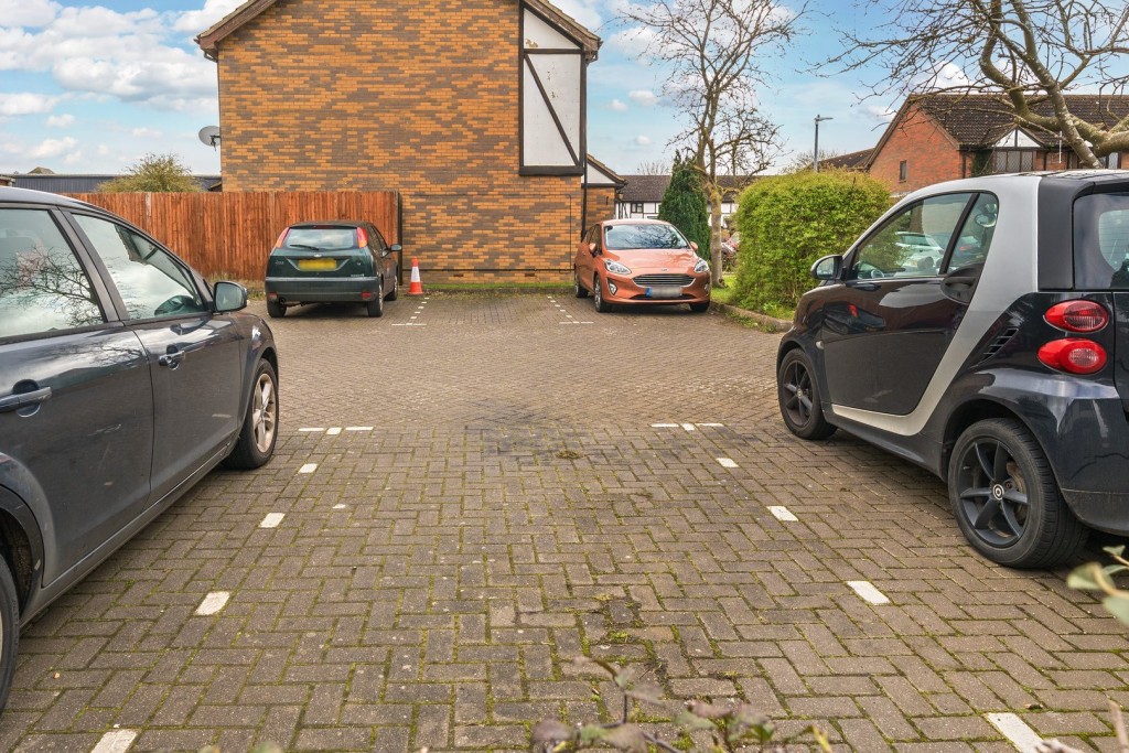 Astral Close, Lower Stondon, Bedfordshire