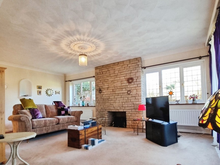 3 bedroom Bungalow for Sale Clophill, Bedfordshire