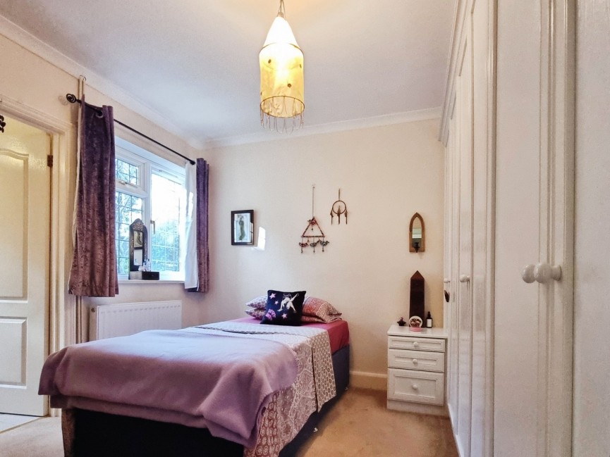 3 bedroom Bungalow for Sale Clophill, Bedfordshire