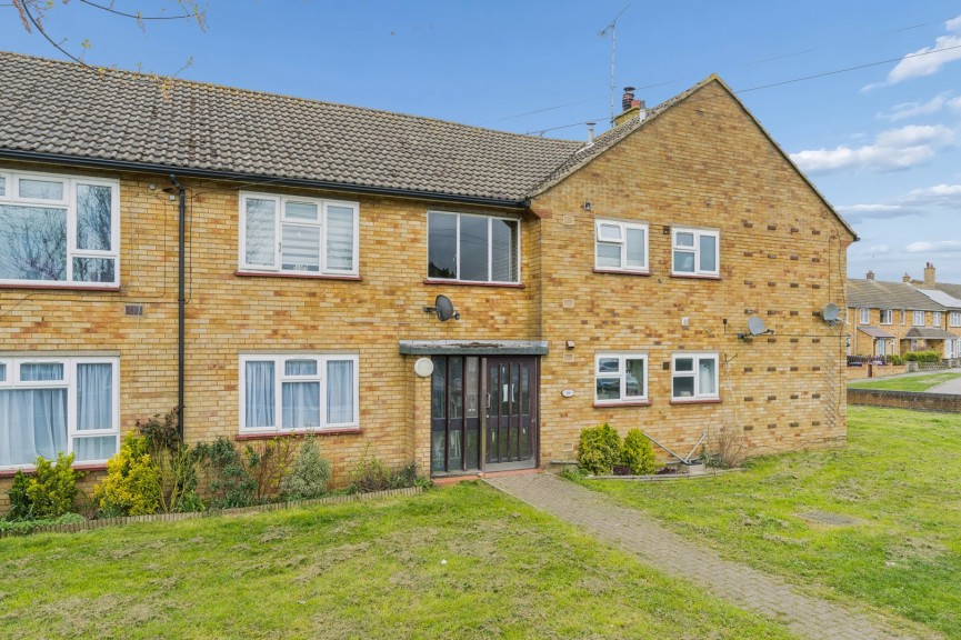 2 bedroom Flat for Sale Offley, Hitchin, Hertfordshire