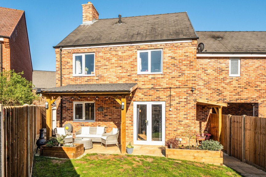 4 bedroom House for Sale Celtic Mead, Shefford, Bedfordshire