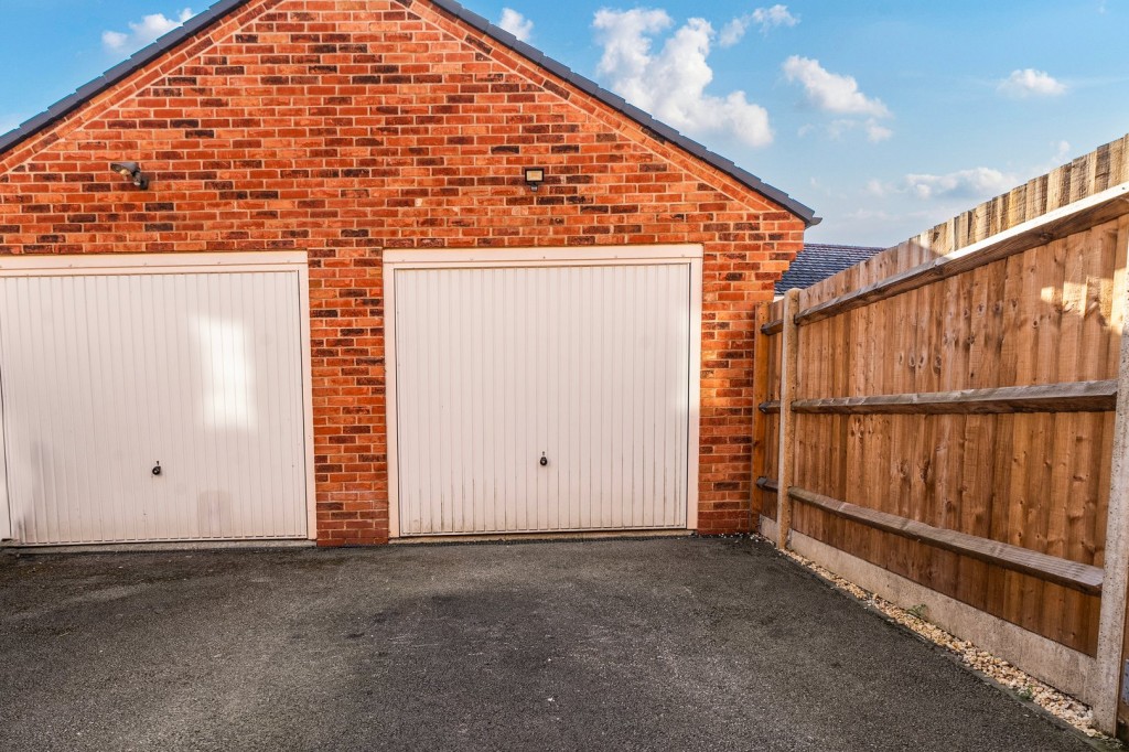 Celtic Mead, Shefford, Bedfordshire