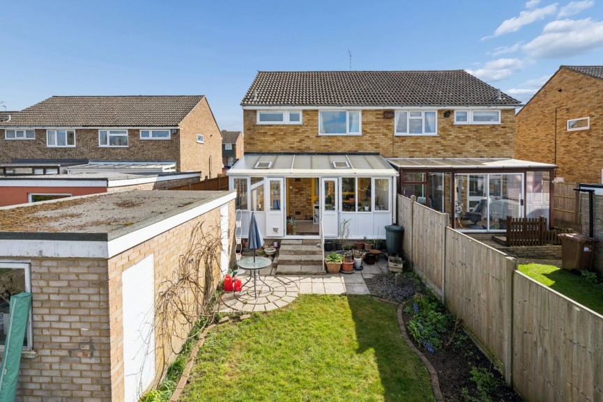 3 bedroom House for Sale Friday Furlong, Hitchin, Hertfordshire