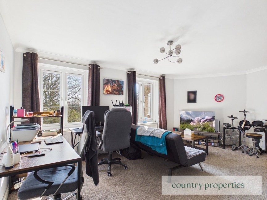 2 bedroom Flat for Sale Sweet Briar, Welwyn Garden City