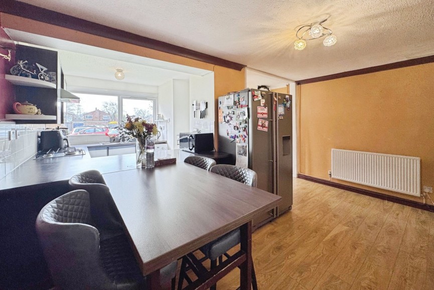 3 bedroom House for Sale Glebe Gardens, Harlington, Bedfordshire