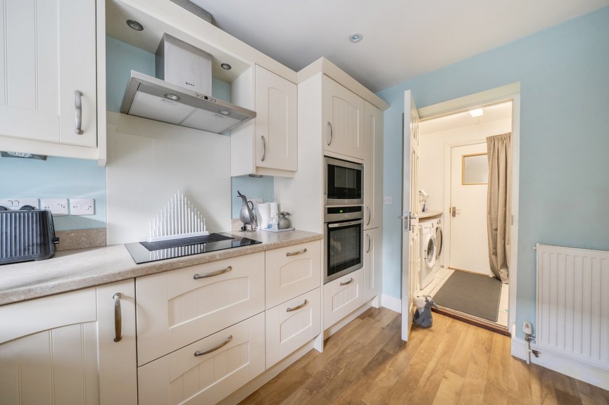 3 bedroom House for Sale Church Road, Stotfold, Bedfordshire