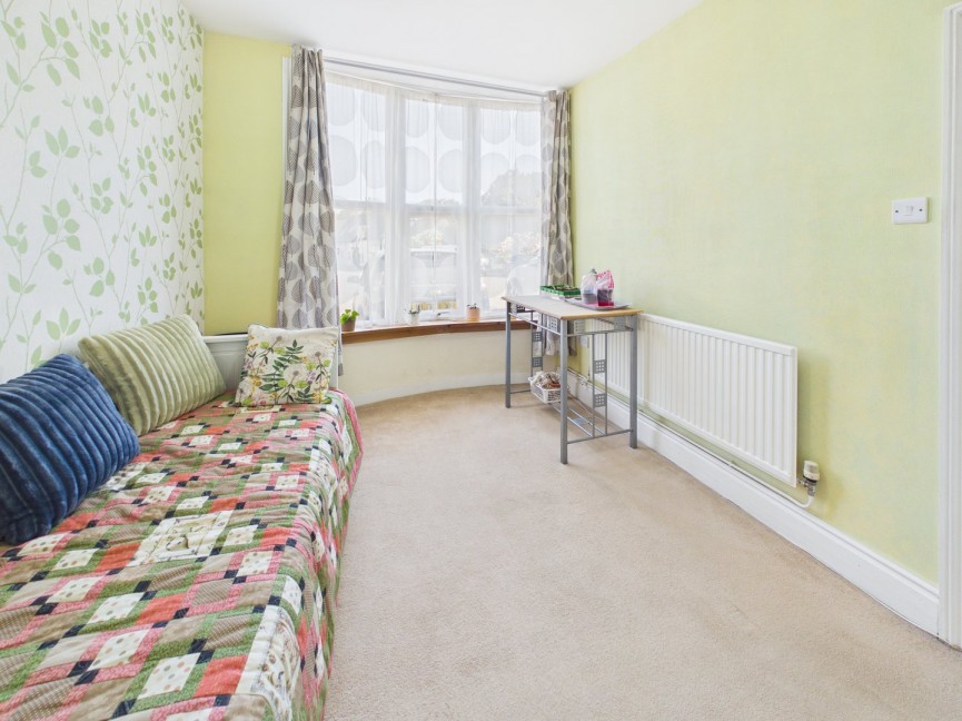 3 bedroom Flat for Sale Park Lane, Blunham