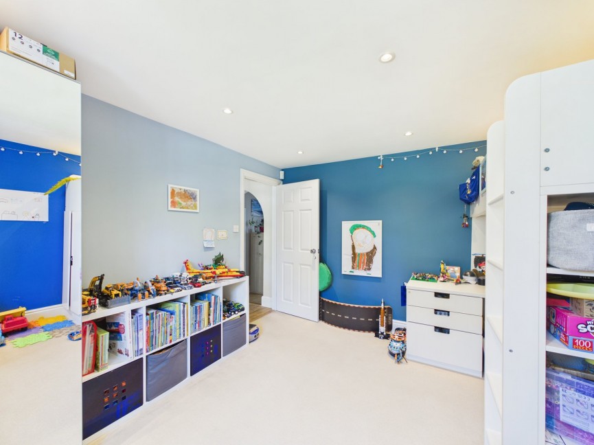 3 bedroom Flat for Sale Park Lane, Blunham