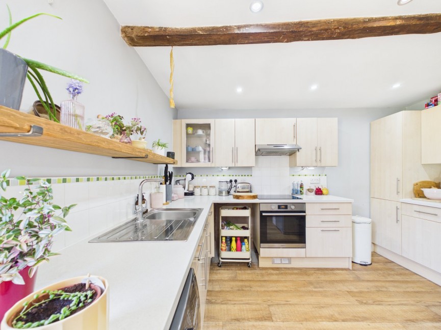 3 bedroom Flat for Sale Park Lane, Blunham