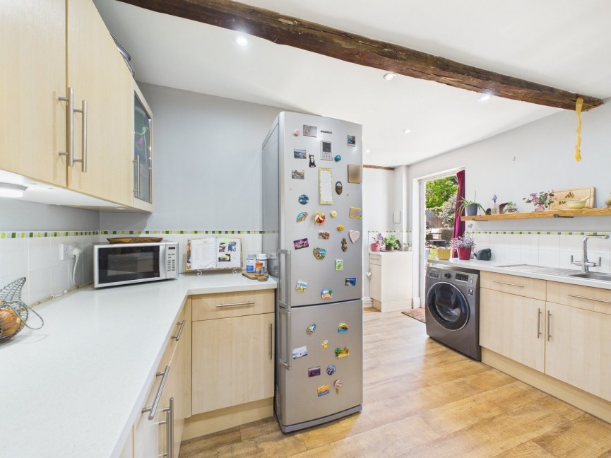 3 bedroom Flat for Sale Park Lane, Blunham