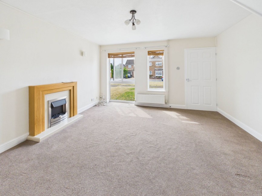3 bedroom House for Sale Osprey Road, Biggleswade, Bedfordshire