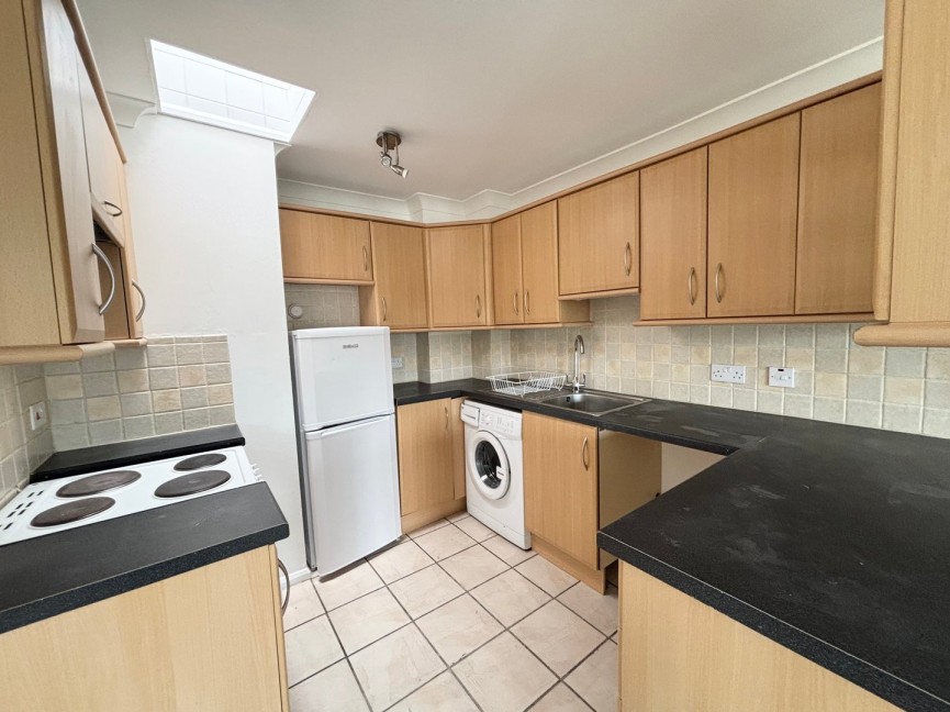 2 bedroom Flat for Letting Old North Road, ROYSTON, Hertfordshire