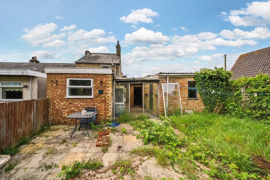2 bedroom House for Sale Wardhedges Road, Flitton, Bedfordshire