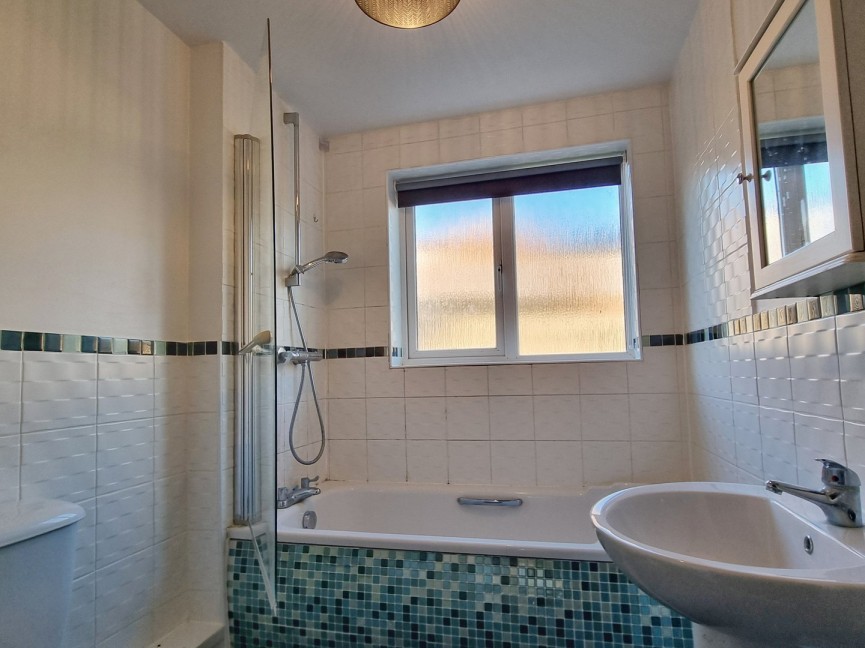 1 bedroom Flat for Letting Luton Road, Barton-le-Clay, Bedfordshire