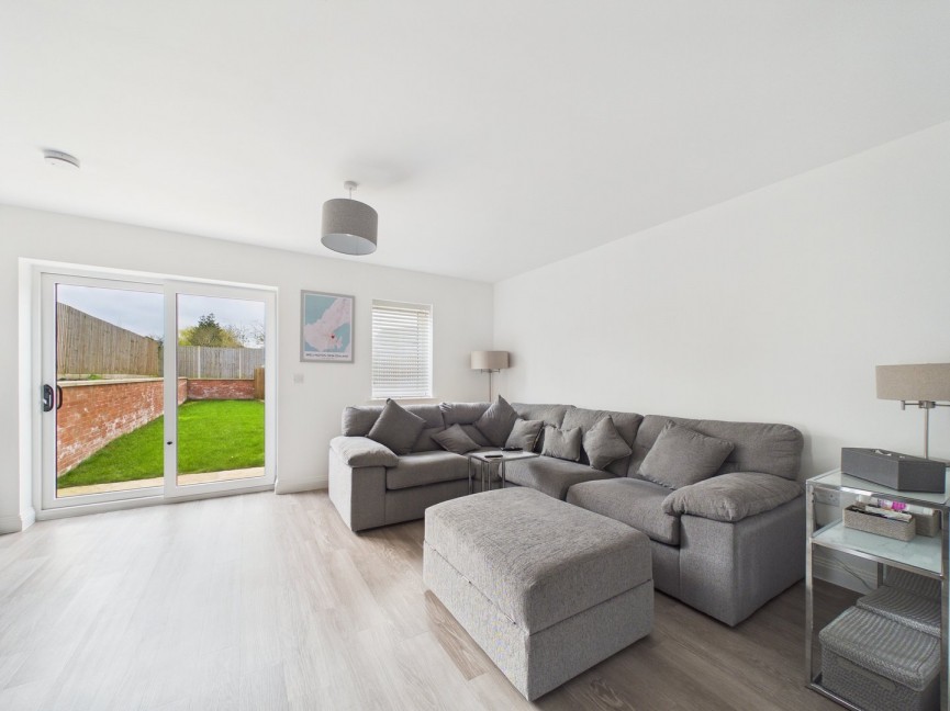 3 bedroom House for Sale The Mead, Hitchin, Hertfordshire