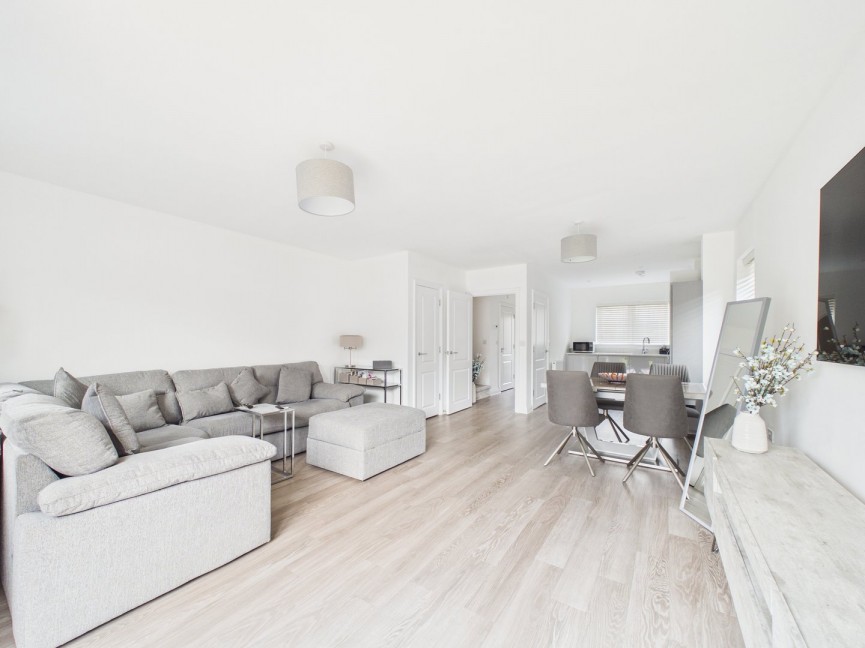 3 bedroom House for Sale The Mead, Hitchin, Hertfordshire