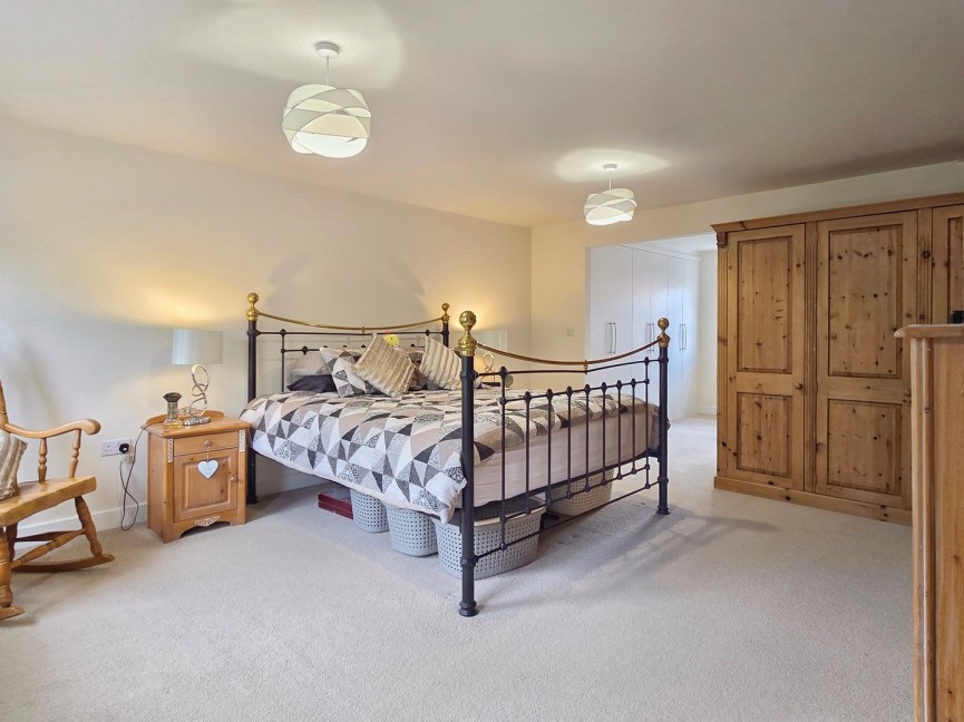 5 bedroom House for Sale Lidlington, Bedfordshire