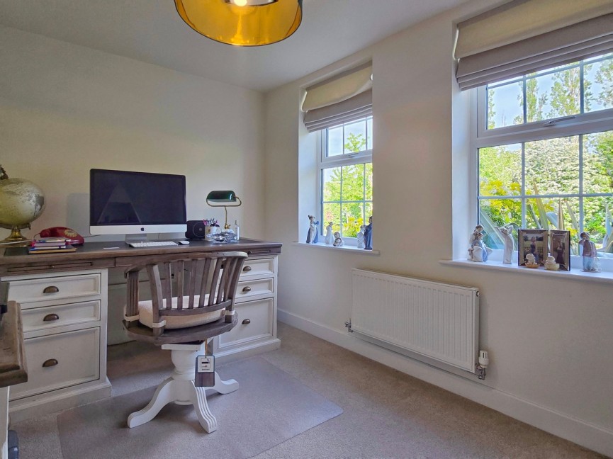 5 bedroom House for Sale Lidlington, Bedfordshire