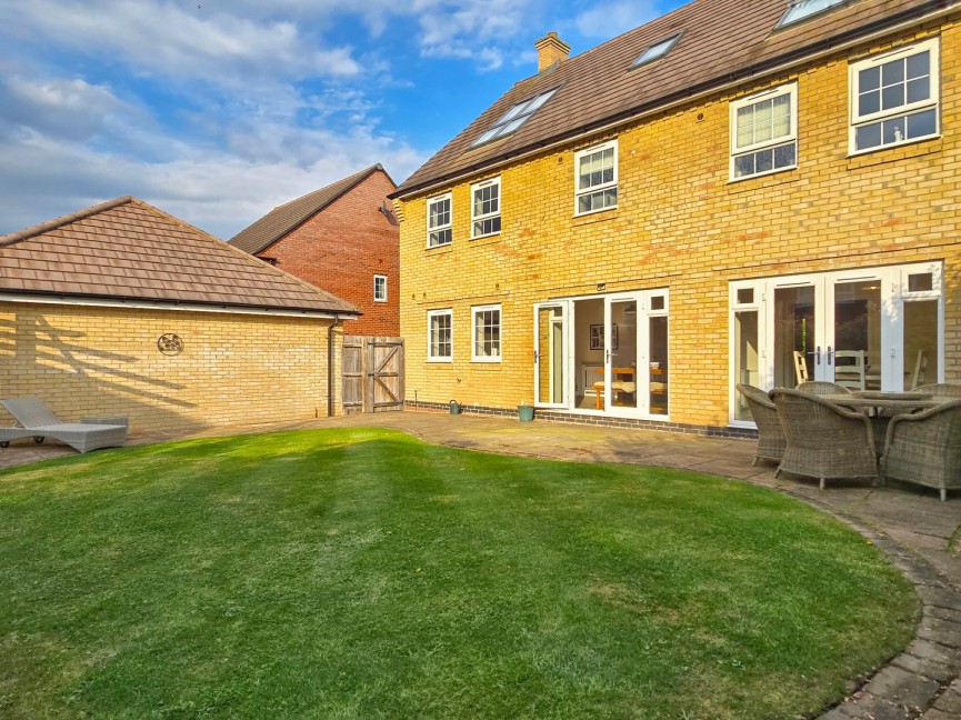 5 bedroom House for Sale Lidlington, Bedfordshire