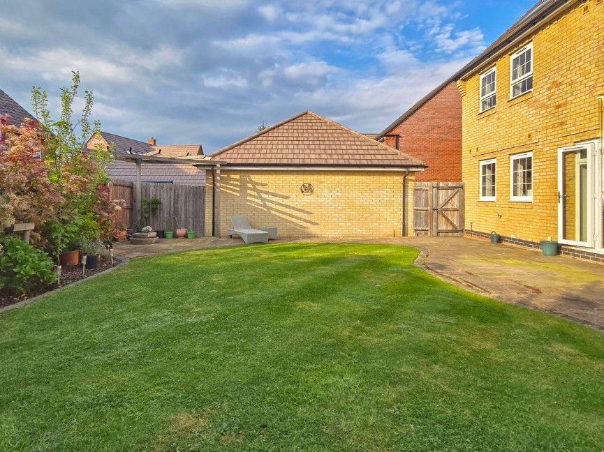 5 bedroom House for Sale Lidlington, Bedfordshire
