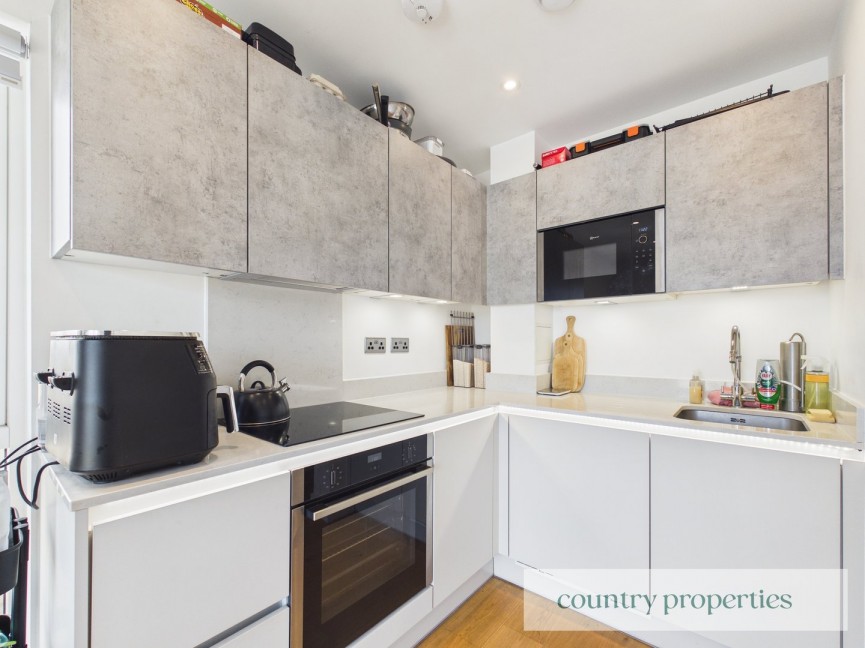 1 bedroom Flat for Letting Bridge Road East, Welwyn Garden City, Hertfordshire