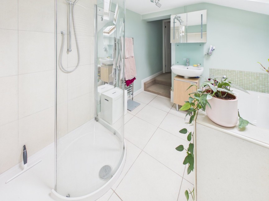 3 bedroom House for Sale Icknield Way, Baldock, Hertfordshire