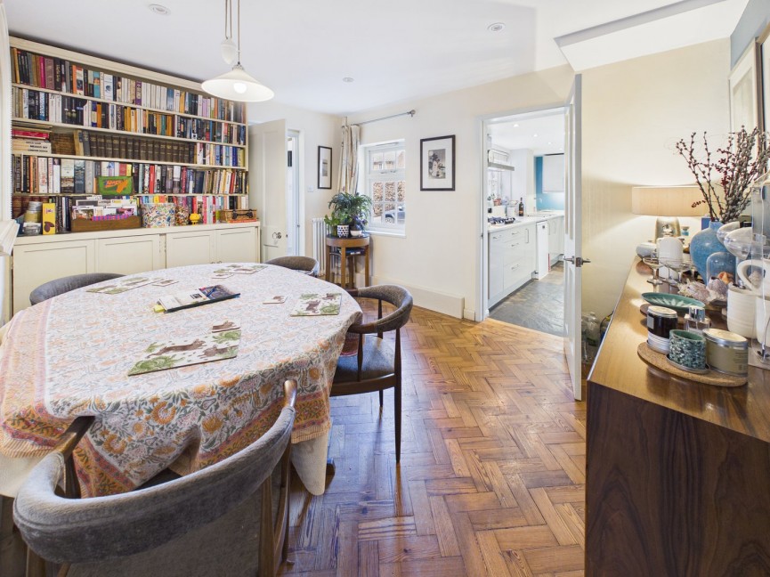 3 bedroom House for Sale Icknield Way, Baldock, Hertfordshire