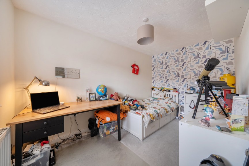 3 bedroom House for Sale Kingfisher Road, Shefford, Bedfordshire