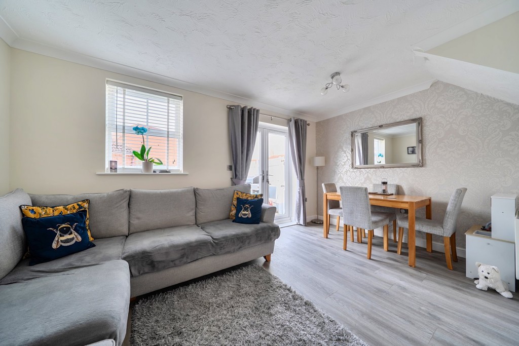 Kingfisher Road, Shefford, Bedfordshire