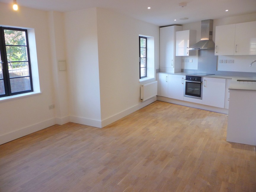 2 bedroom Flat for Letting Salisbury Square, Hatfield, Hertfordshire