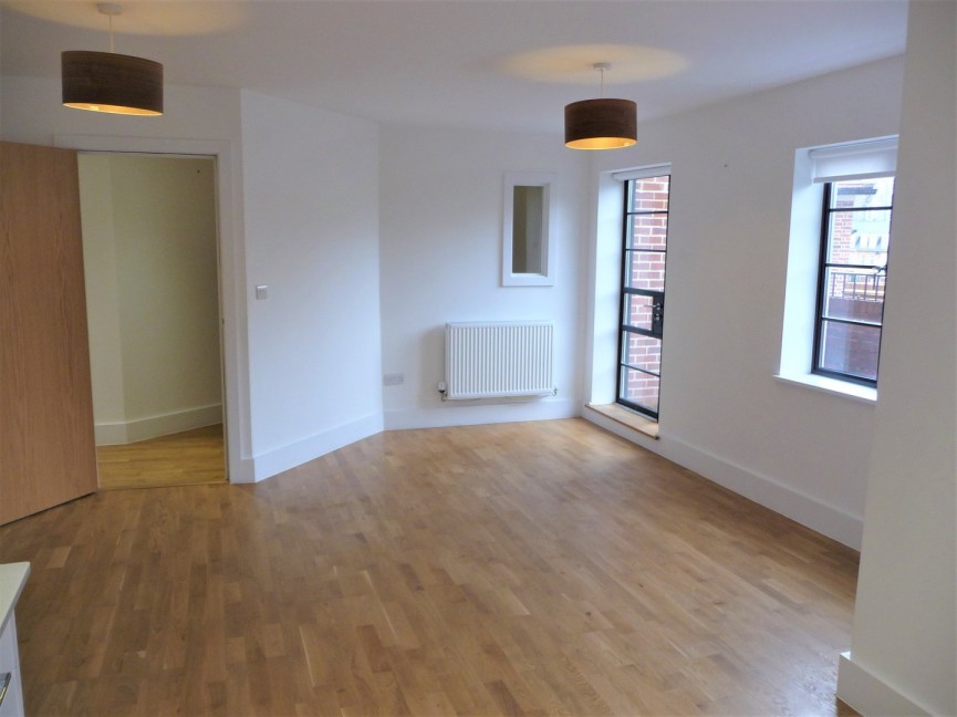 2 bedroom Flat for Letting Salisbury Square, Hatfield, Hertfordshire